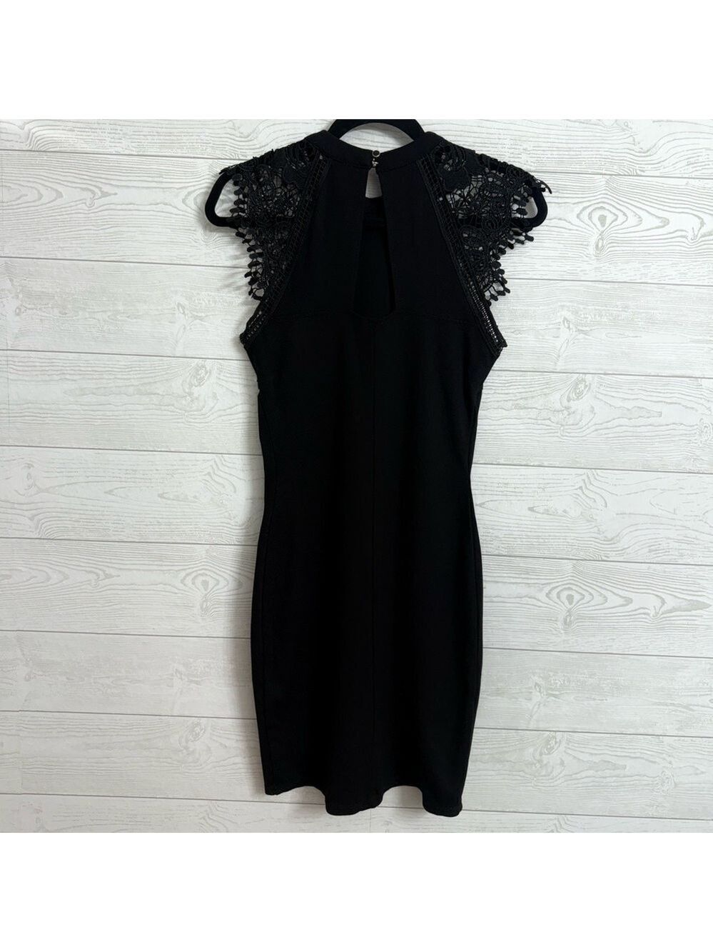 IRIS Women’s Black Rayon Spandex Fitted Little Black Dress. Size M